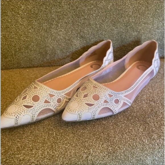 Journee Collection Shoes - NWOT Journee Batavia Collection Flats